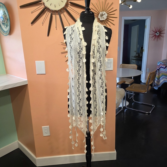 Vintage Fringe Bohochic Scarf Hippie Festival Cream Scarf Stevie Nicks - Picture 3 of 13